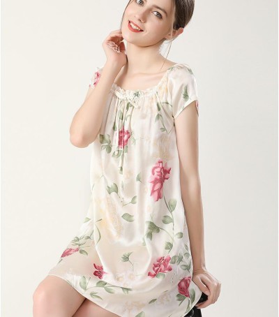 dongguan silk robe dongguan silk slip dongguan silk sleep dress dongguan silk pajamas dongguan men silk pajamas dongguan lingerie dongguan underwear dongguan sexy pajamas dongguan brassiere dongguan loungewear 