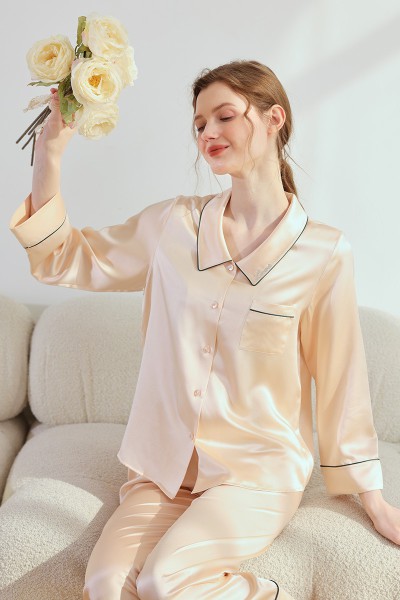 dongguan silk robe dongguan silk slip dongguan silk sleep dress dongguan silk pajamas dongguan men silk pajamas dongguan lingerie dongguan underwear dongguan sexy pajamas dongguan brassiere dongguan loungewear 