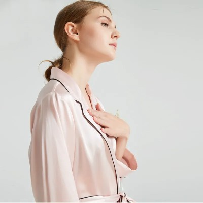 dongguan silk robe dongguan silk slip dongguan silk sleep dress dongguan silk pajamas dongguan men silk pajamas dongguan lingerie dongguan underwear dongguan sexy pajamas dongguan brassiere dongguan loungewear 