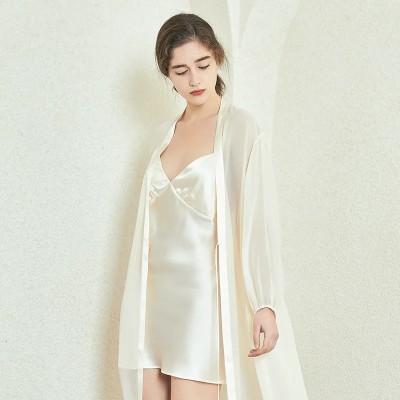dongguan silk robe dongguan silk slip dongguan silk sleep dress dongguan silk pajamas dongguan men silk pajamas dongguan lingerie dongguan underwear dongguan sexy pajamas dongguan brassiere dongguan loungewear 