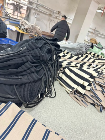 dongguan essentials dongguan old washed dongguan hoodie dongguan t shirt dongguan crop t shirt dongguan polo shirt dongguan coat dongguan jacket dongguan baseball jacket dongguan sweatpants dongguan pants dongguan shorts dongguan men shirt 