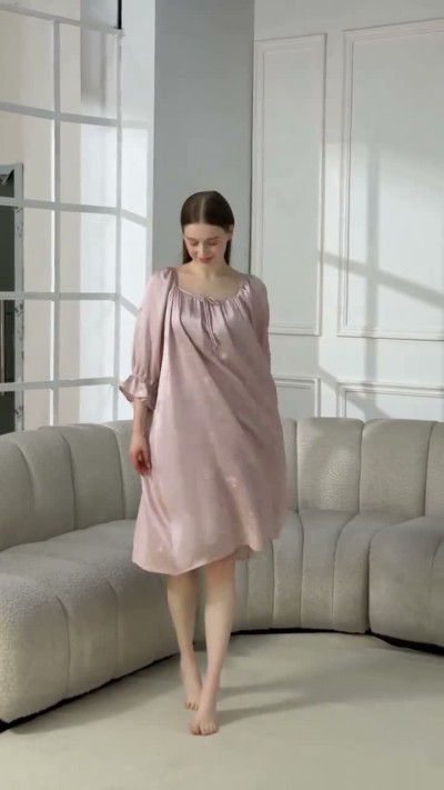 dongguan silk robe dongguan silk slip dongguan silk sleep dress dongguan silk pajamas dongguan men silk pajamas dongguan lingerie dongguan underwear dongguan sexy pajamas dongguan brassiere dongguan loungewear 