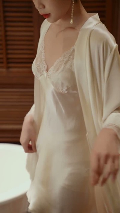 dongguan silk robe dongguan silk slip dongguan silk sleep dress dongguan silk pajamas dongguan men silk pajamas dongguan lingerie dongguan underwear dongguan sexy pajamas dongguan brassiere dongguan loungewear 